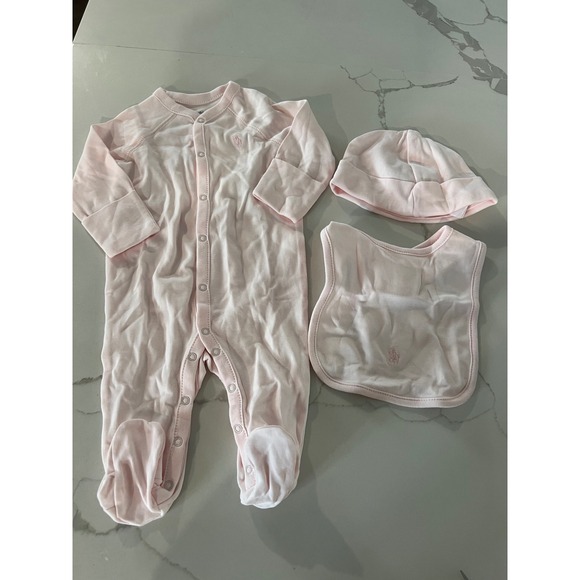 Ralph Lauren Baby Girl 3M Pink Footed Sleeper Bib Hat Set NWT Essentials - Picture 1 of 3